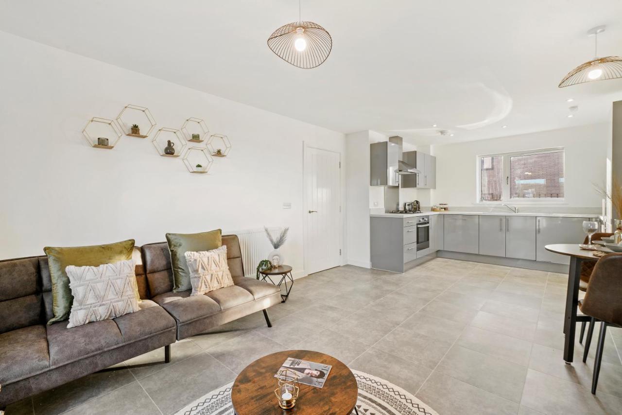 Luxury Apartment At Holt House Milton Keynes Esterno foto
